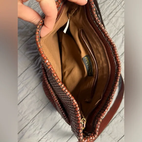 Americana by Sharif — Woven Leather Crossbody Bag - Picture 5 of 8